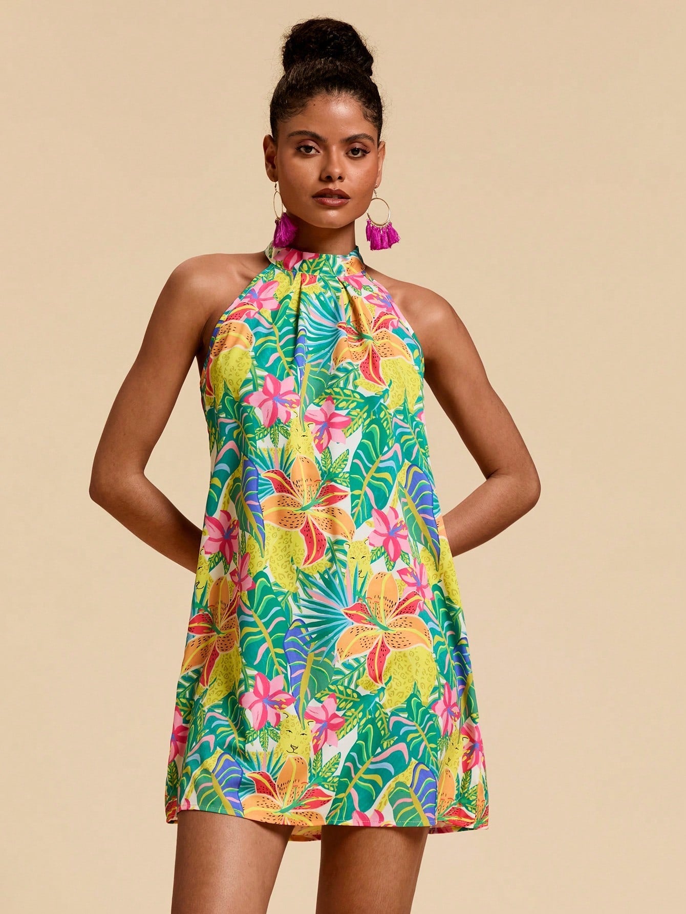 Vestido Curto Floral