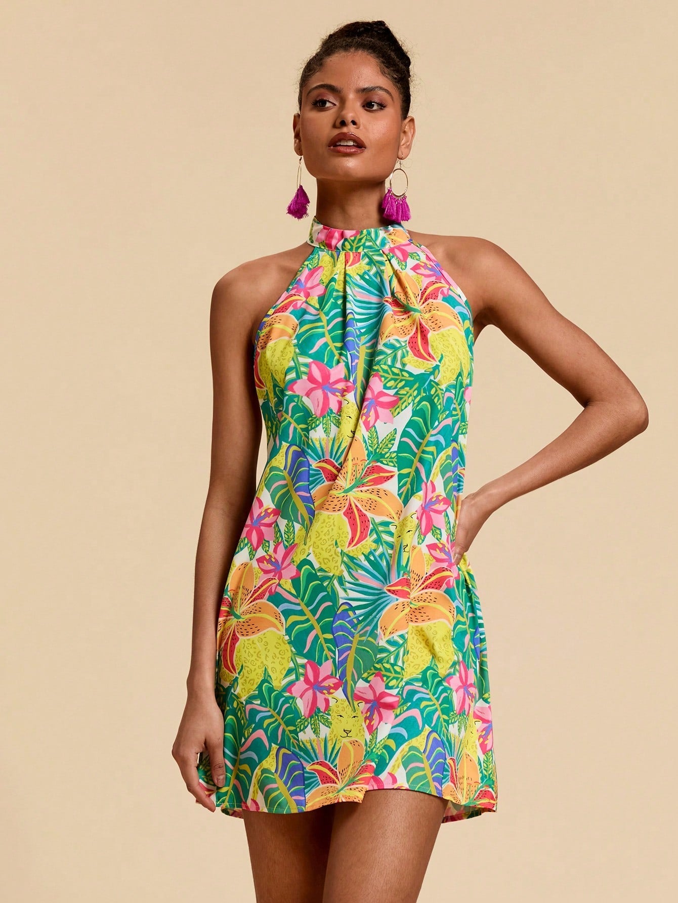 Vestido Curto Floral