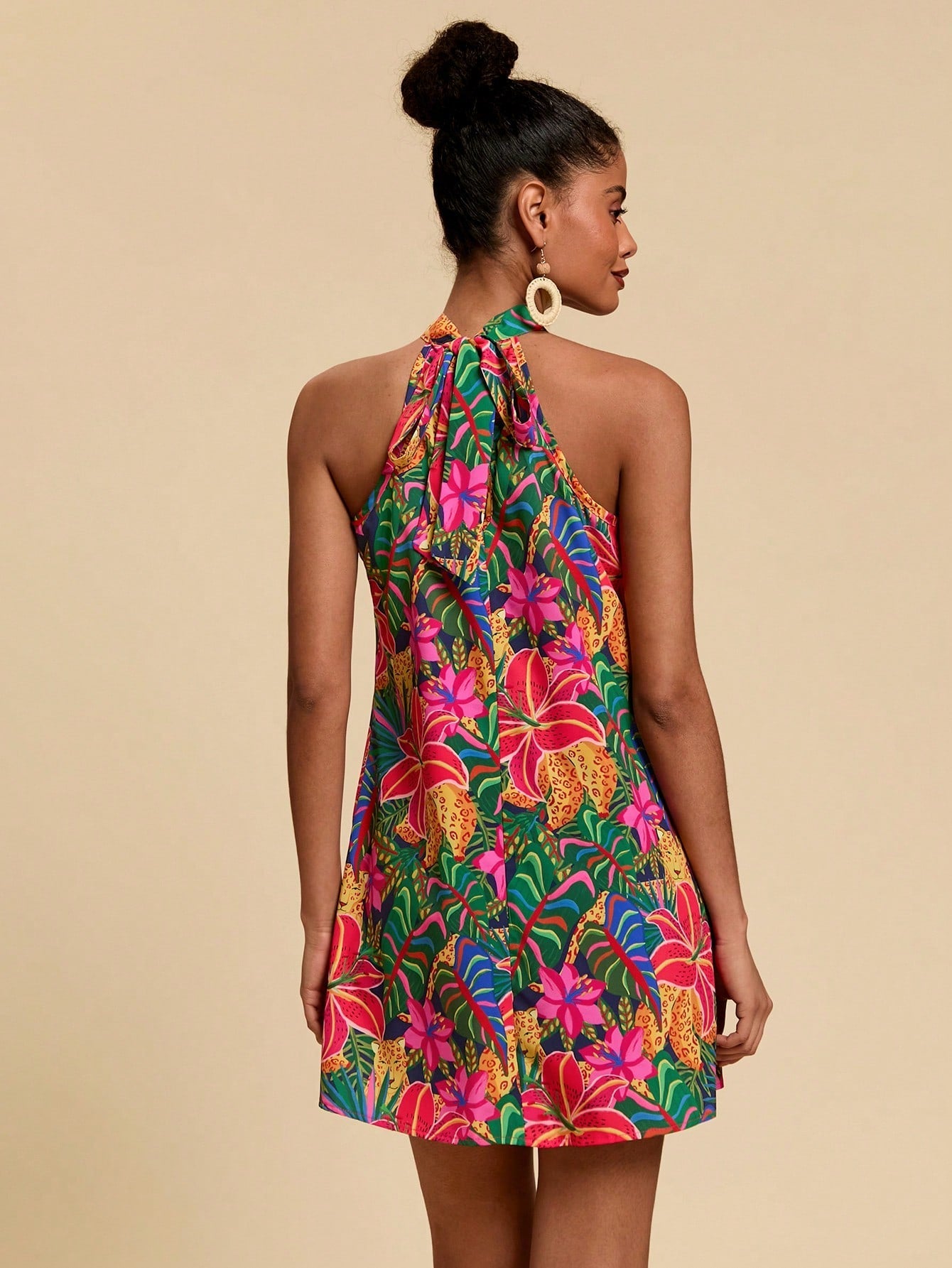 Vestido Curto Floral