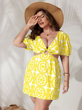 Vestido Plus Size Decote Em V Cintura Alta Vazado